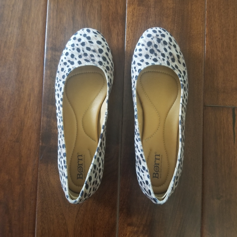BØRN "Adour" Animal Print Ballet Flats - Size 6.5